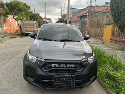 Ram 700 slt