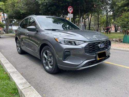 Ford Escape Híbrida ST-Line 