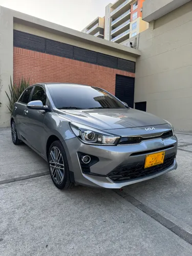 Kia Rio 1.4 Zenith HB automático 2022