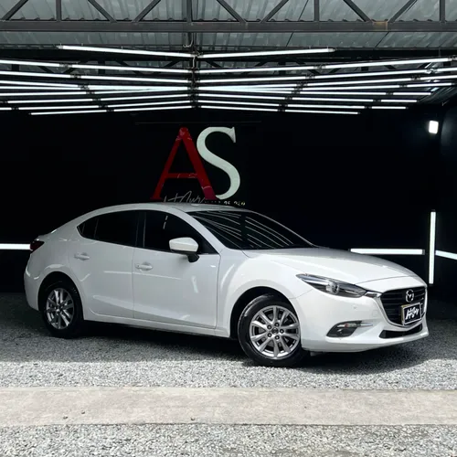 Mazda 3 Touring 2019 2.0