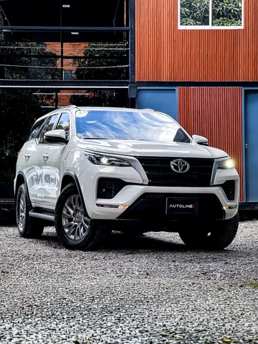 Toyota Fortuner SR 2.8 B2 2022