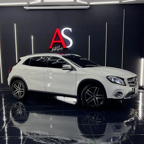 MERCEDES BENZ GLA 200 1.6 2019 AT