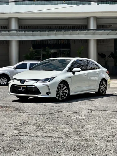 TOYOTA COROLLA SE-G B2