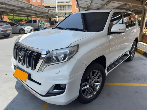 Toyota Prado TX 2013 Diésel 2 plus 