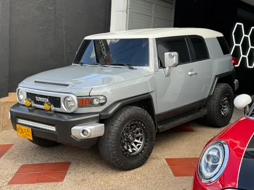 TOYOTA FJ CRUISER 2022  BLINDAJE 2 PLUS