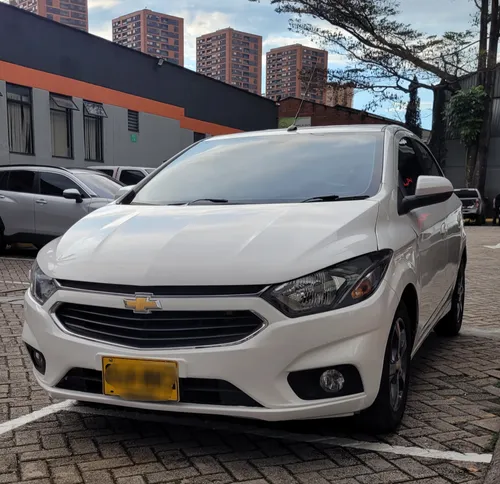 Chevrolet Onix Automatico 