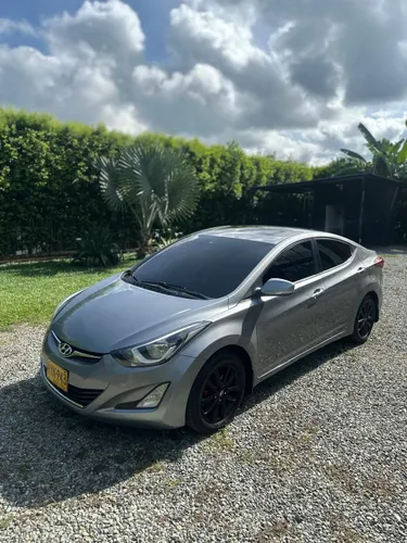 Hyundai elantra i35 gls style