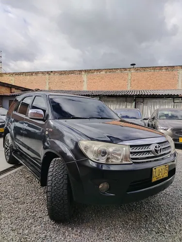 TOYOTA FORTUNER 2012 4X2