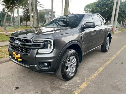 Toyota Hilux 2023
