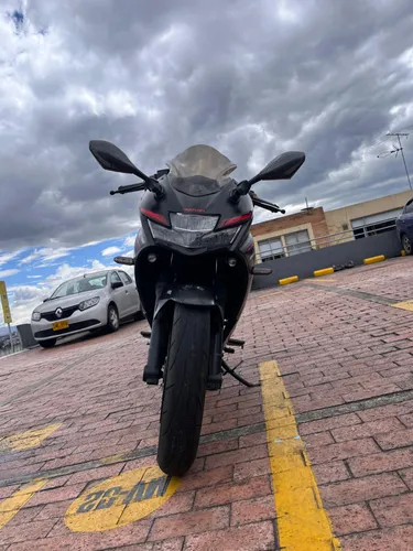 SUZUKI GIXXER 250 SF