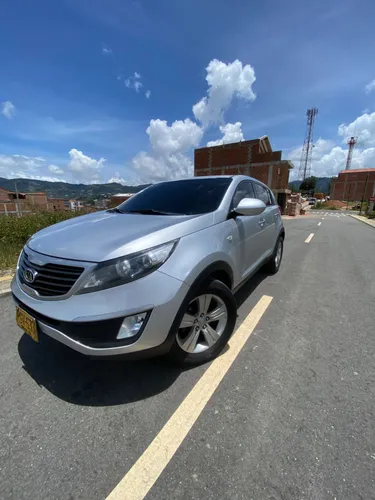 Kia sportage LX 2011