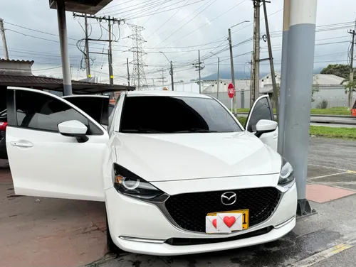 Mazda 2 Grand Touring LX