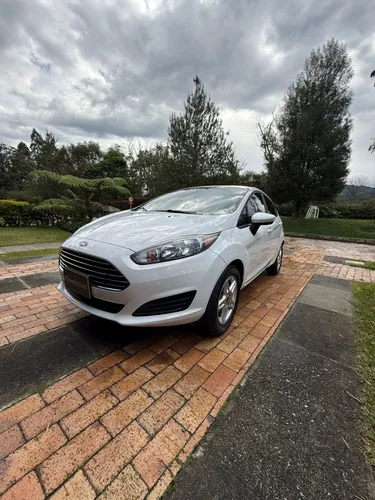 Ford Fiesta SE 2017 Único Dueno Automático Gasolina 4x2