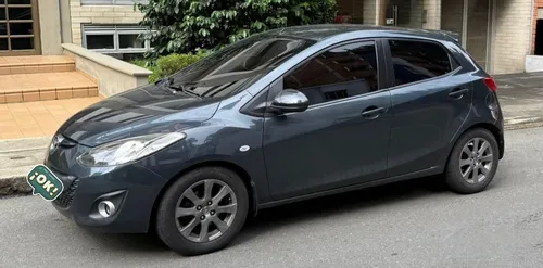 MAZDA 2 2014 AUTOMATICO FULL EQUIPO