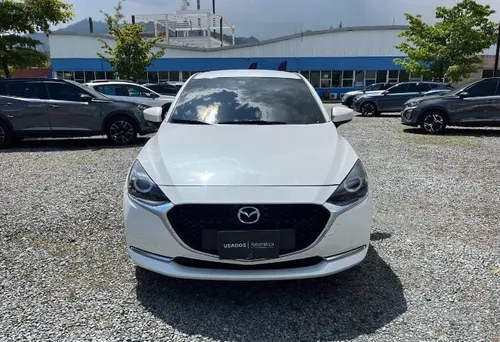 Mazda 2 Grand Touring LX Sedan 2022