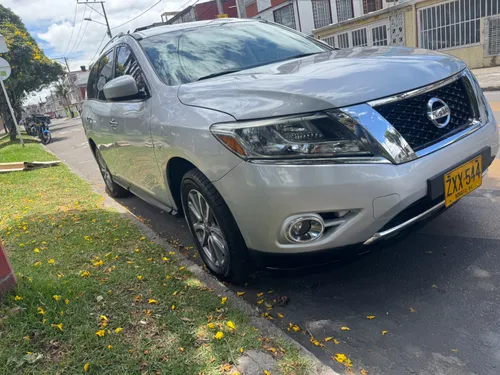 Nissan pathfinder 