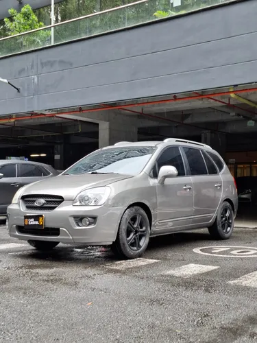 KIA CARENS RONDO EX MT