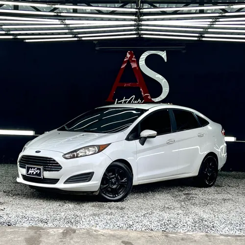 Ford Fiesta Se 2015 1.6