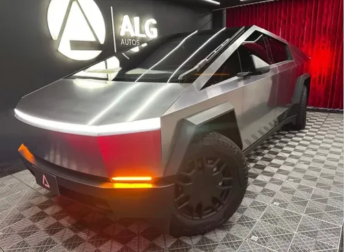 Tesla Cybertruck Foundation Series 2024