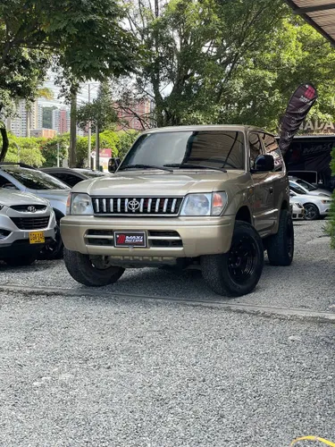 TOYOTA PRADO SUMO 2005 MECANICA 2.700L 4X4 BEIGE 249.000KMS