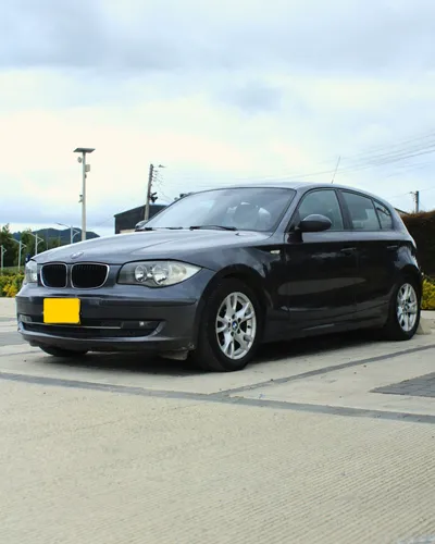 BMW 120I 2008