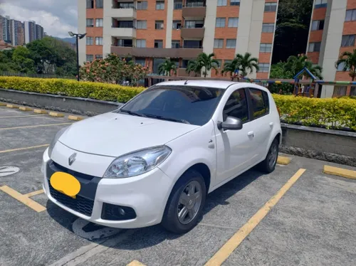 Renault Sandero Expression 90 Hp 2016