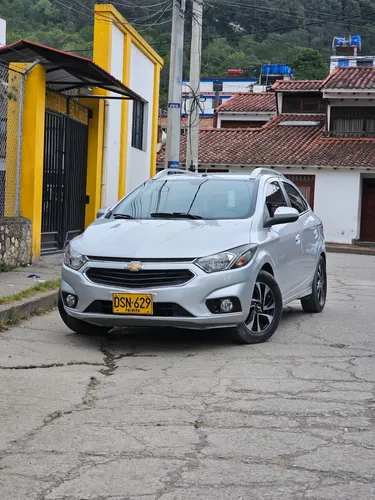 Chevrolet Onix 1.4 modelo 2018