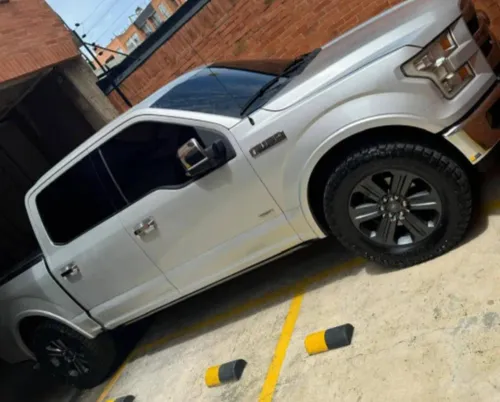Ford F150 Lariat 3.5 2016