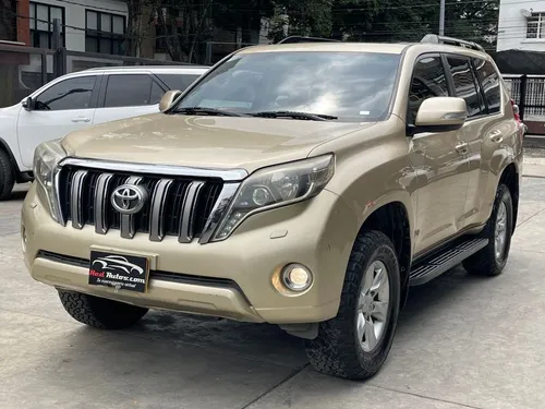  TOYOTA PRADO TXL AT 2013  4000CC Gasolina UNIDUENO