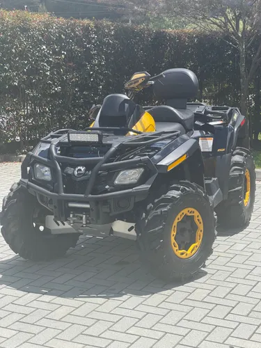 Can Am 800 outlander Max XT 