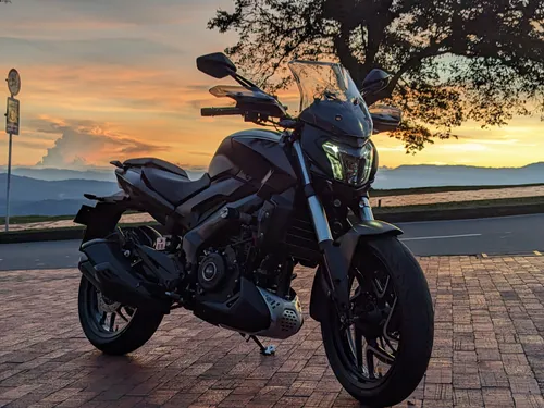 Dominar 400 Touring con solo 11.000 km Negociable