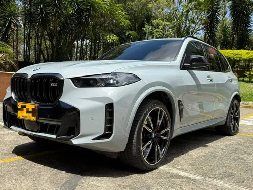 BMW X5 M60i Hibrida