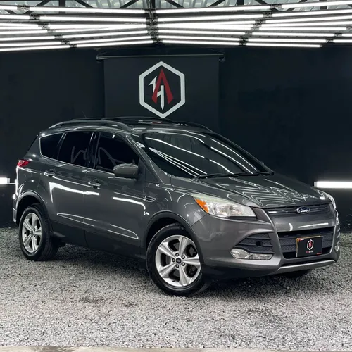 FORD ESCAPE SE 4X4 2013