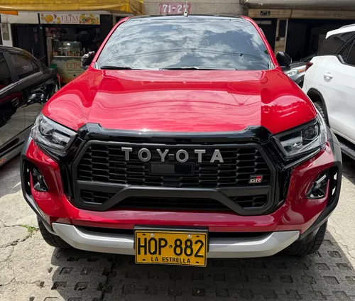 Toyota Hilux GRS 2024 diésel 