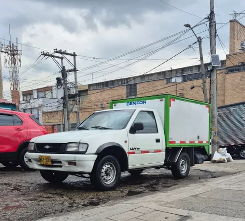 Chevrolet Luv 2300 furgón 