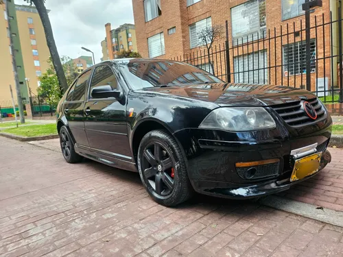 VOLKSWAGEN JETTA TRENDLINE 2011