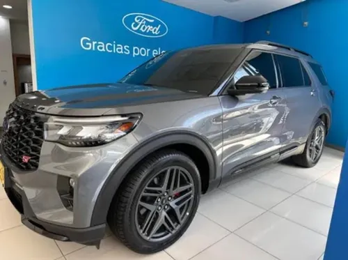 Ford Explorer ST 2025