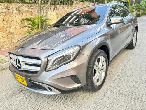 Mercedes Benz GLA200