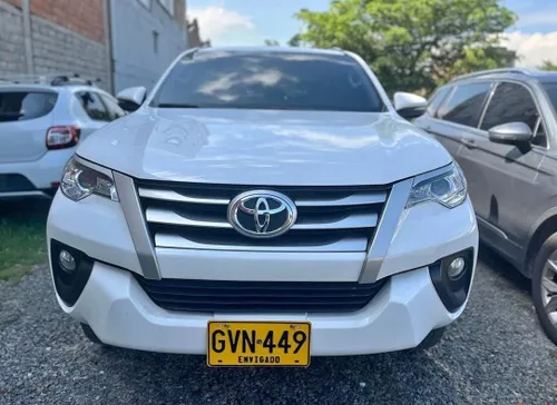 Toyota Fortuner SW4 Street 2020