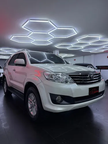 Toyota Fortuner SR5 2012