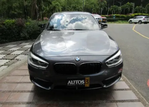 BMW 120i Confort 2019