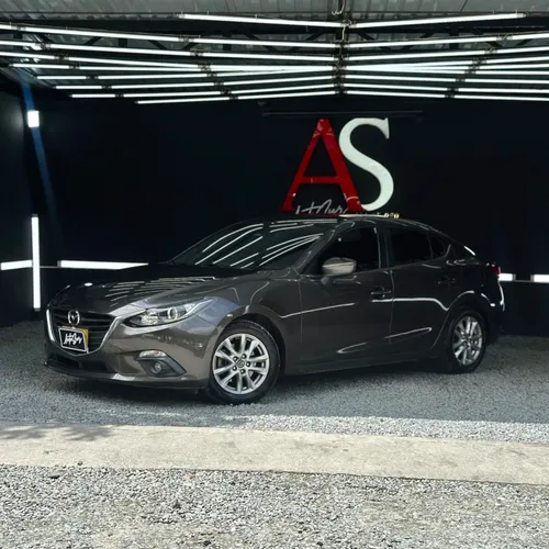 Mazda 3 Touring 2017 2.0