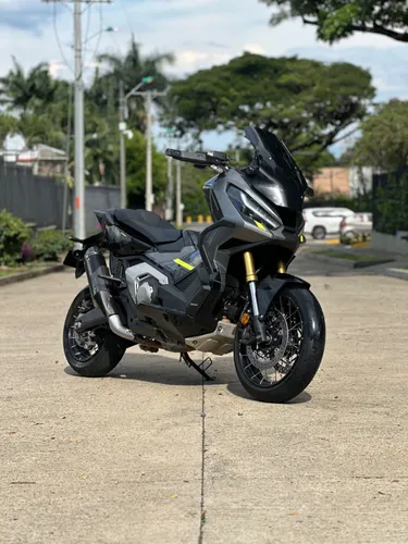 Honda XADV EDICIÓN ESPECIAL 