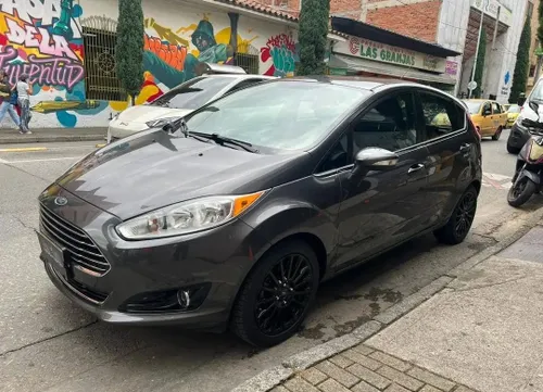 Ford Fiesta Titanium 2015