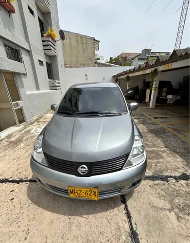 Nissan Tiida 2013 