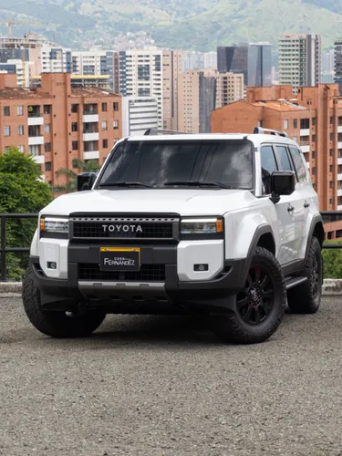 Toyota Prado Txl 2.4 Gasolina First Edition 2025 