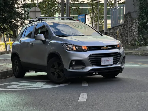 CHEVROLET TRACKER