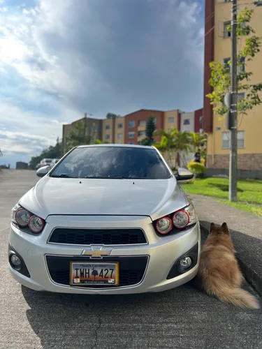 Excelente Chevrolet Sonic