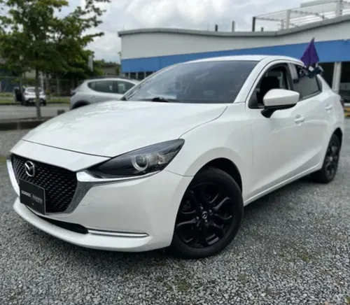 Mazda 2 Grand Touring LX Sedan 2022