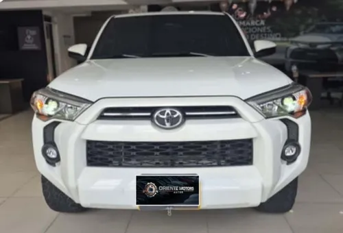 Toyota 4 Runner 2024 